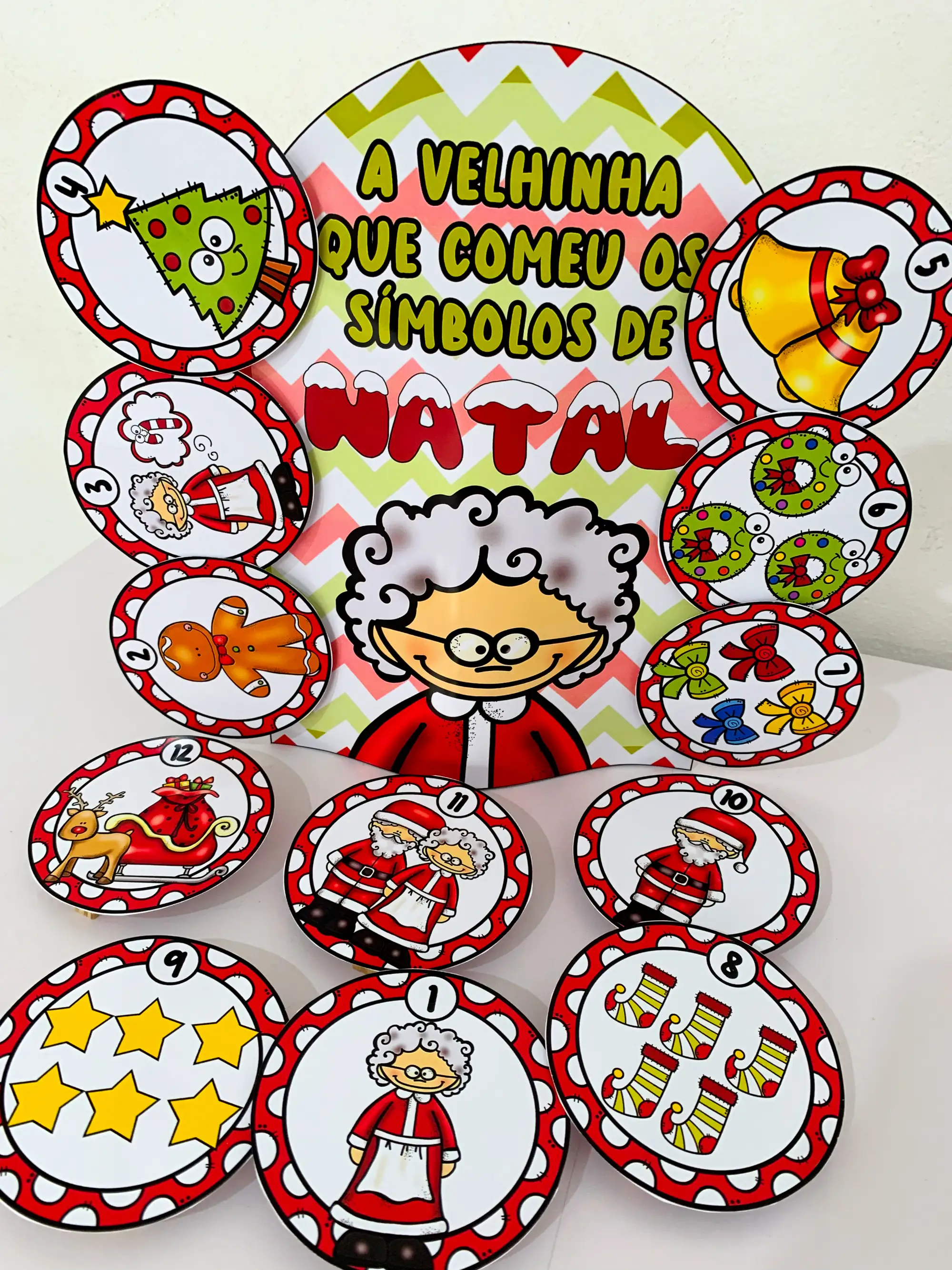 Luva de História A Velhinha que Comeu o Natal para Educação Infantil