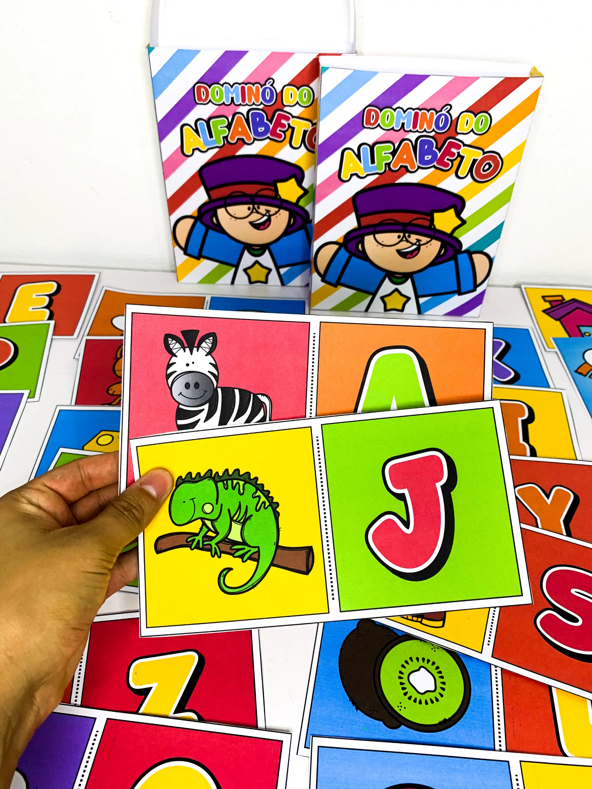 Imagem da galeria 1 de Dominó do Alfabeto – Atividade para Educação Infantil