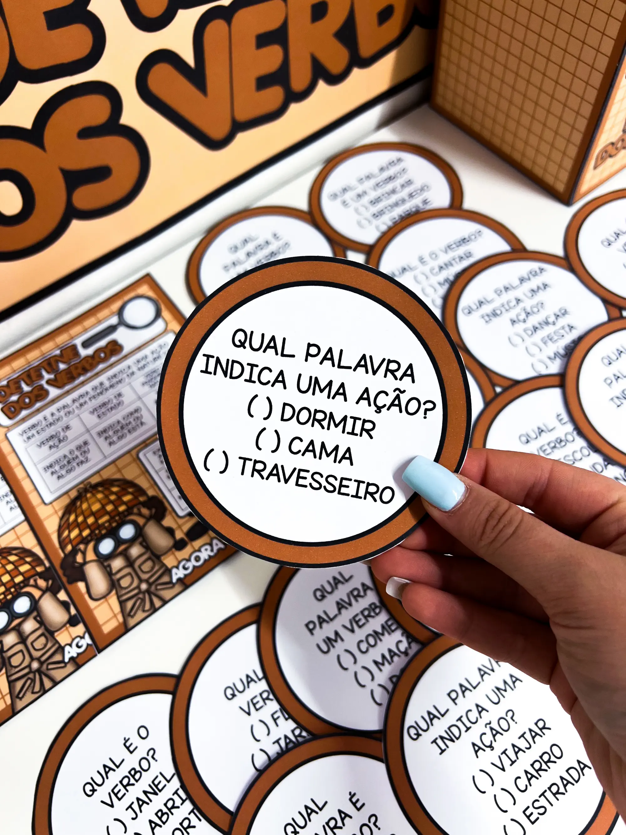 Imagem da galeria 1 de Detetive dos Verbos | Atividade de Língua Portuguesa
