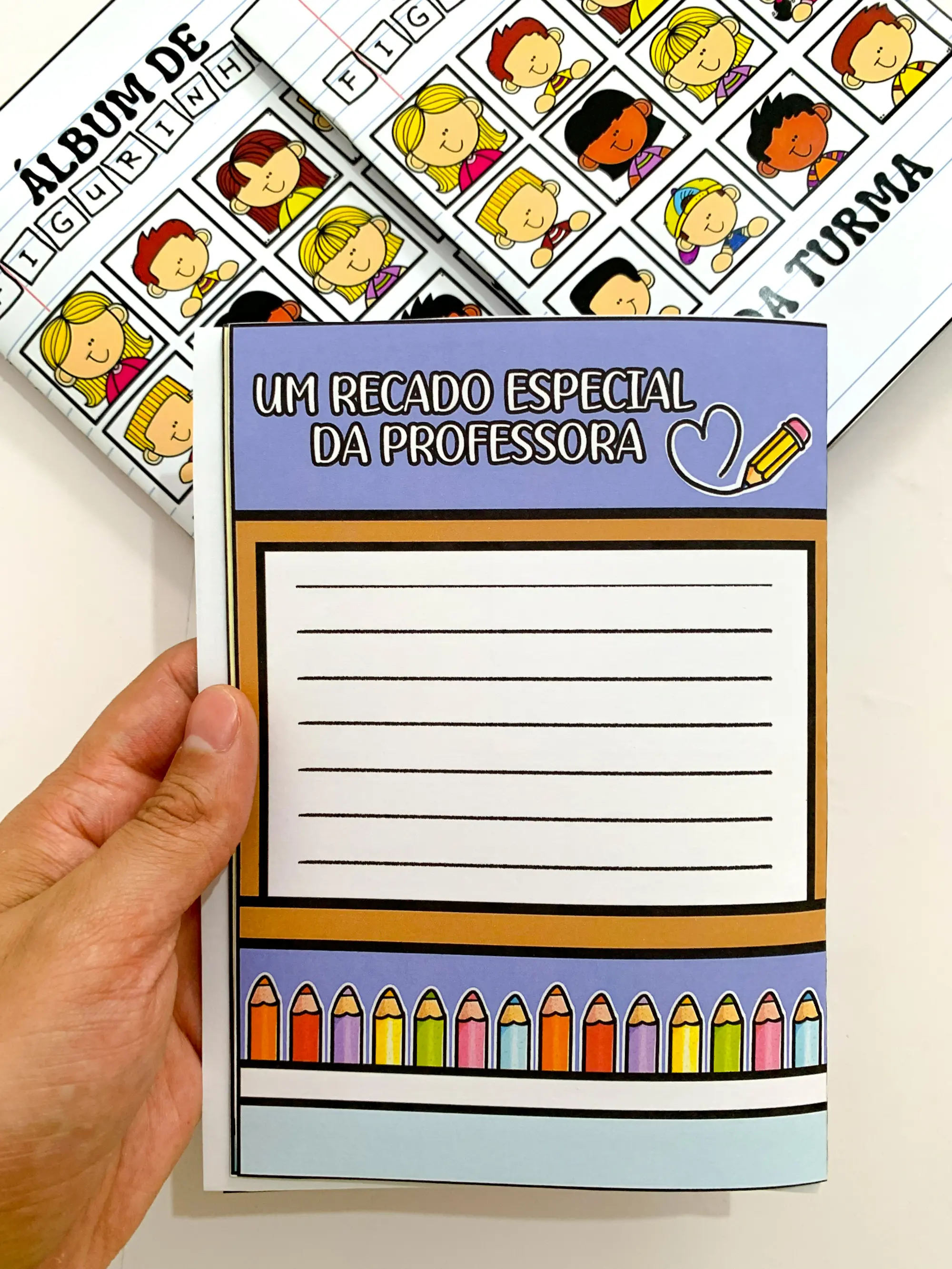 Imagem da galeria 1 de Álbum de Figurinhas Educação Infantil e Anos Iniciais