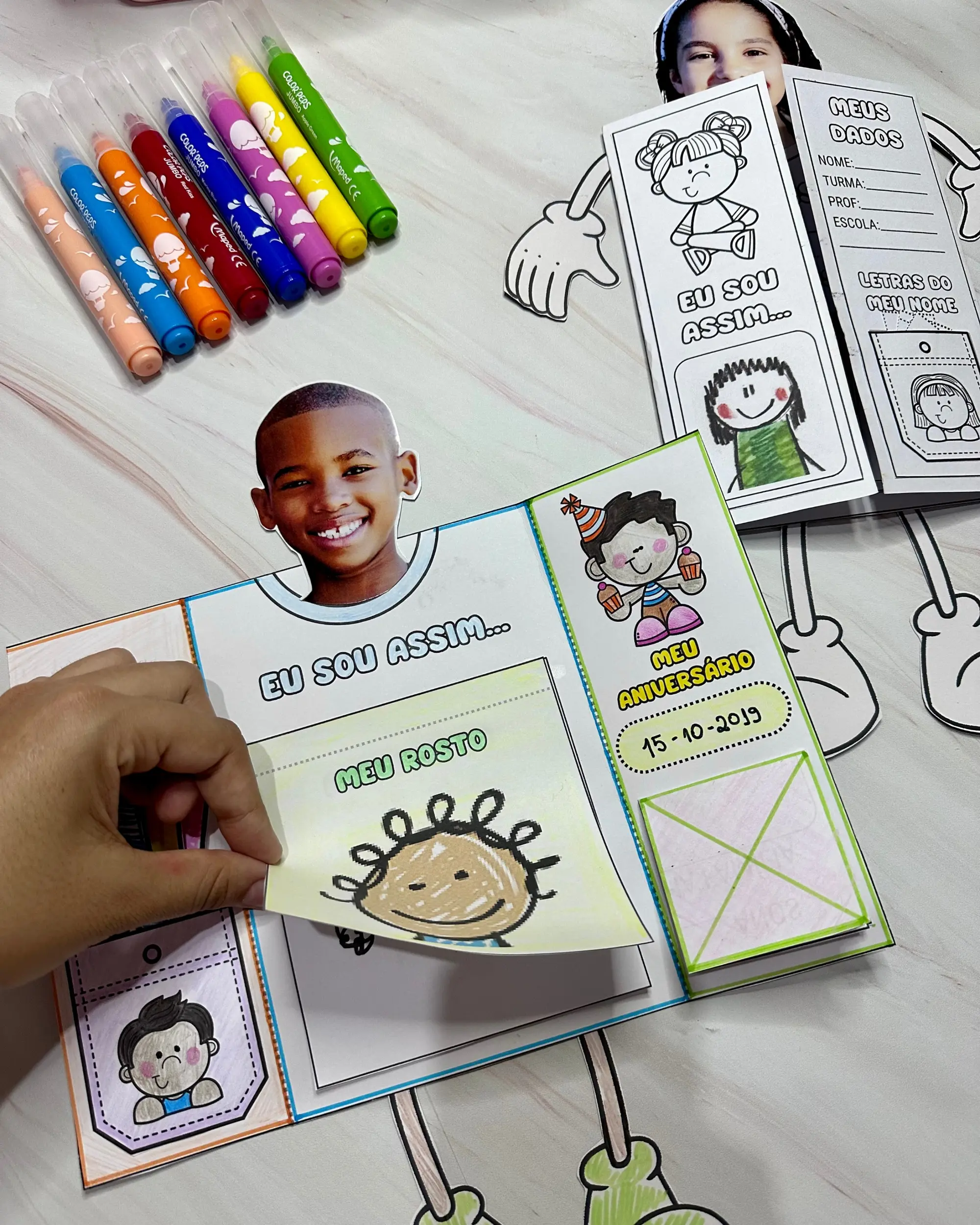 Imagem da galeria 2 de Identidade na Educação Infantil – Atividade Interativa Eu Sou Assim