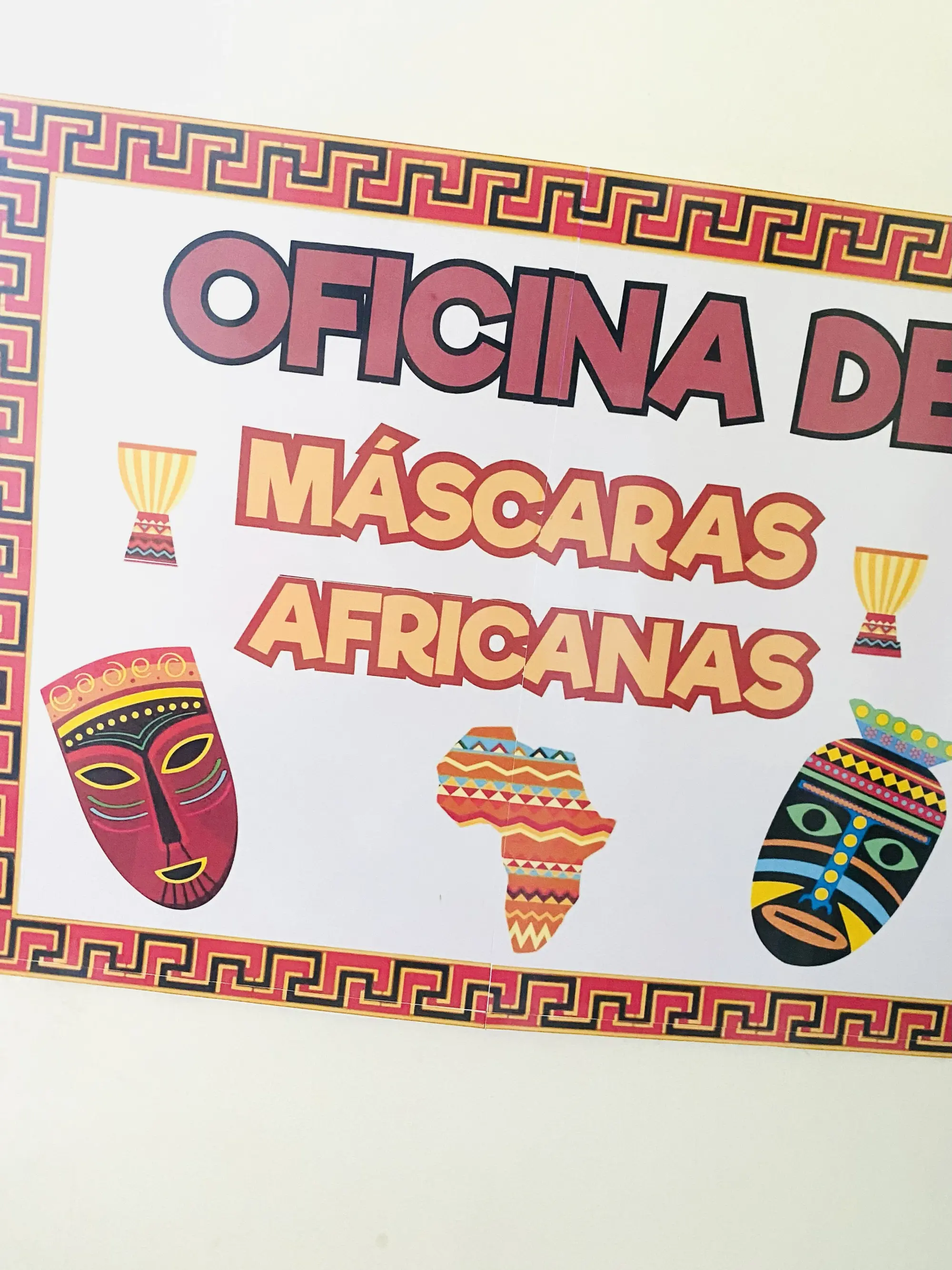 Imagem da galeria 3 de Máscaras Africanas para Colorir com Painel para Imprimir
