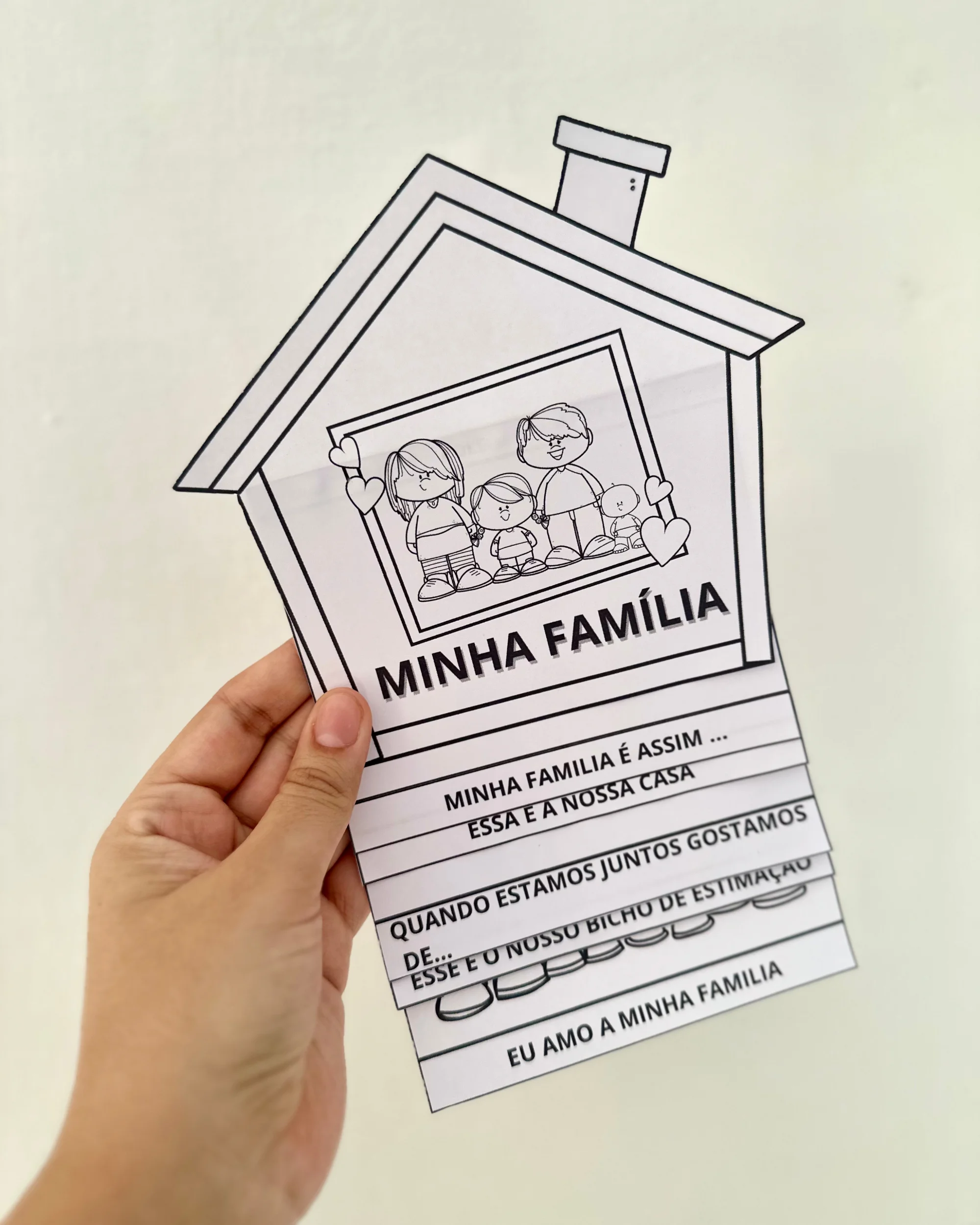 Imagem da galeria 3 de Flipbook Minha Família – Atividade sobre Família para Educação Infantil