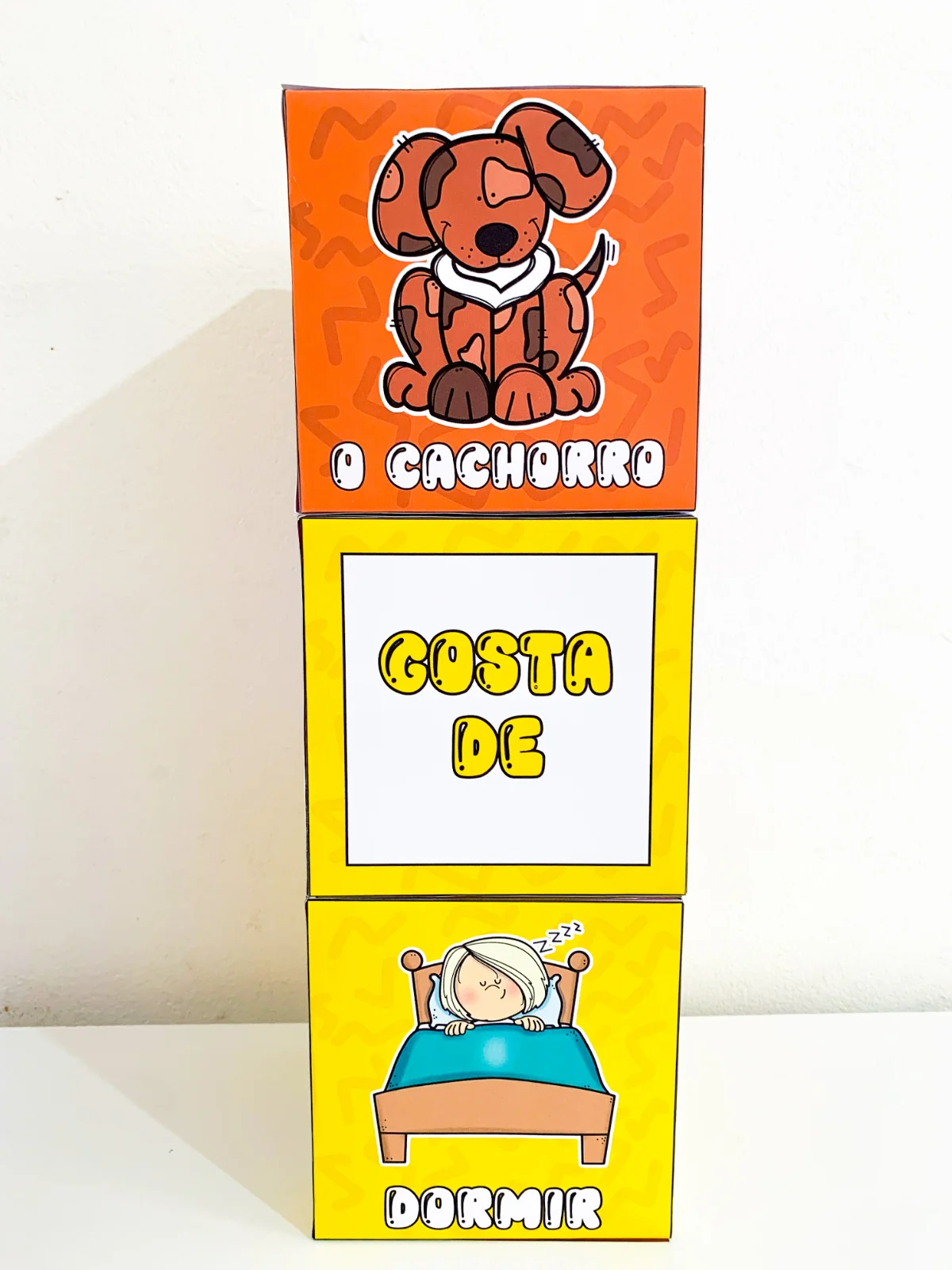 Imagem da galeria 1 de Dados para formação de frases – PDF para Imprimir | Alfabetização