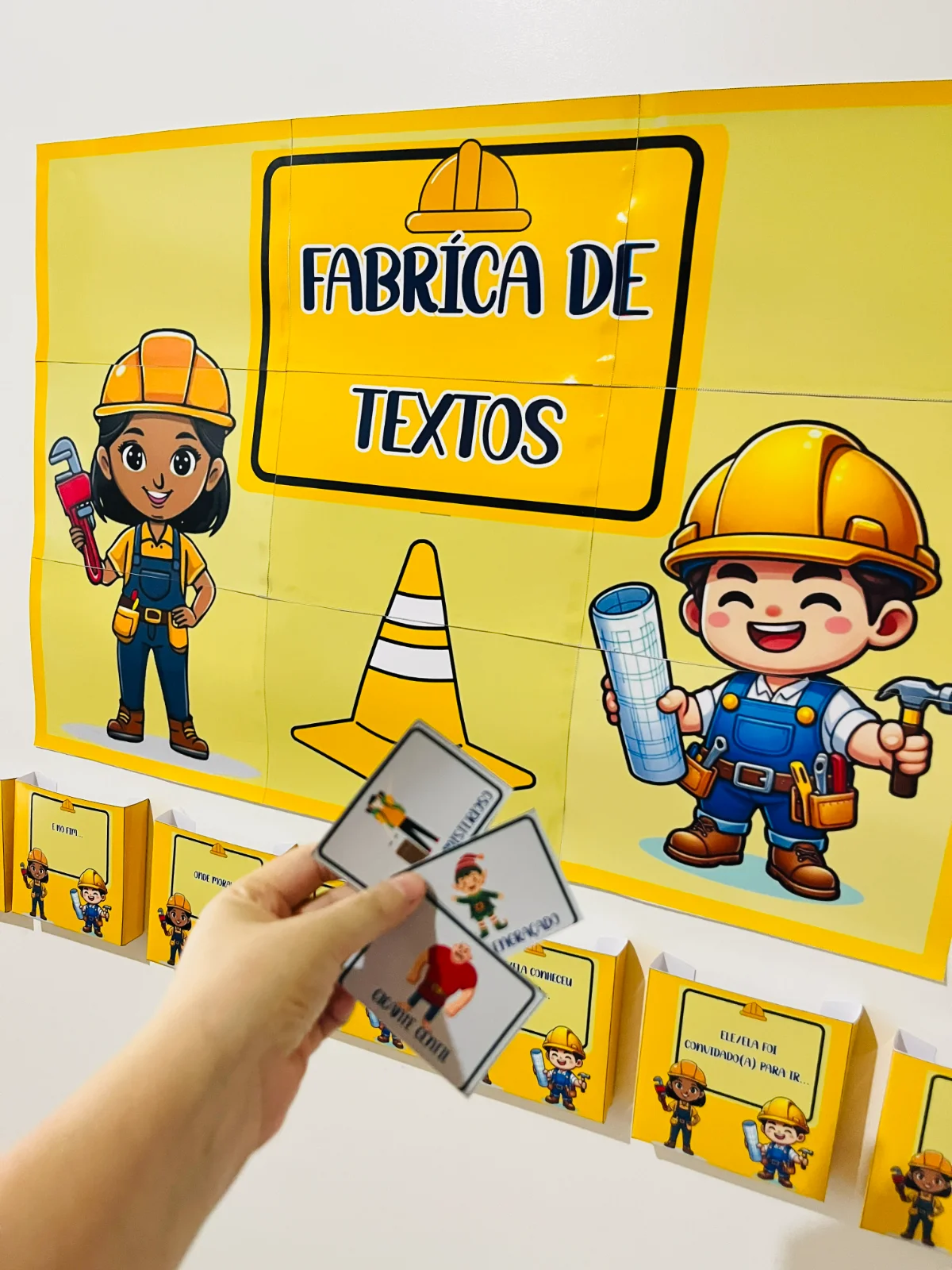 Imagem da galeria 1 de Fábrica de Textos Divertidos — Onde nascem histórias, criatividade e