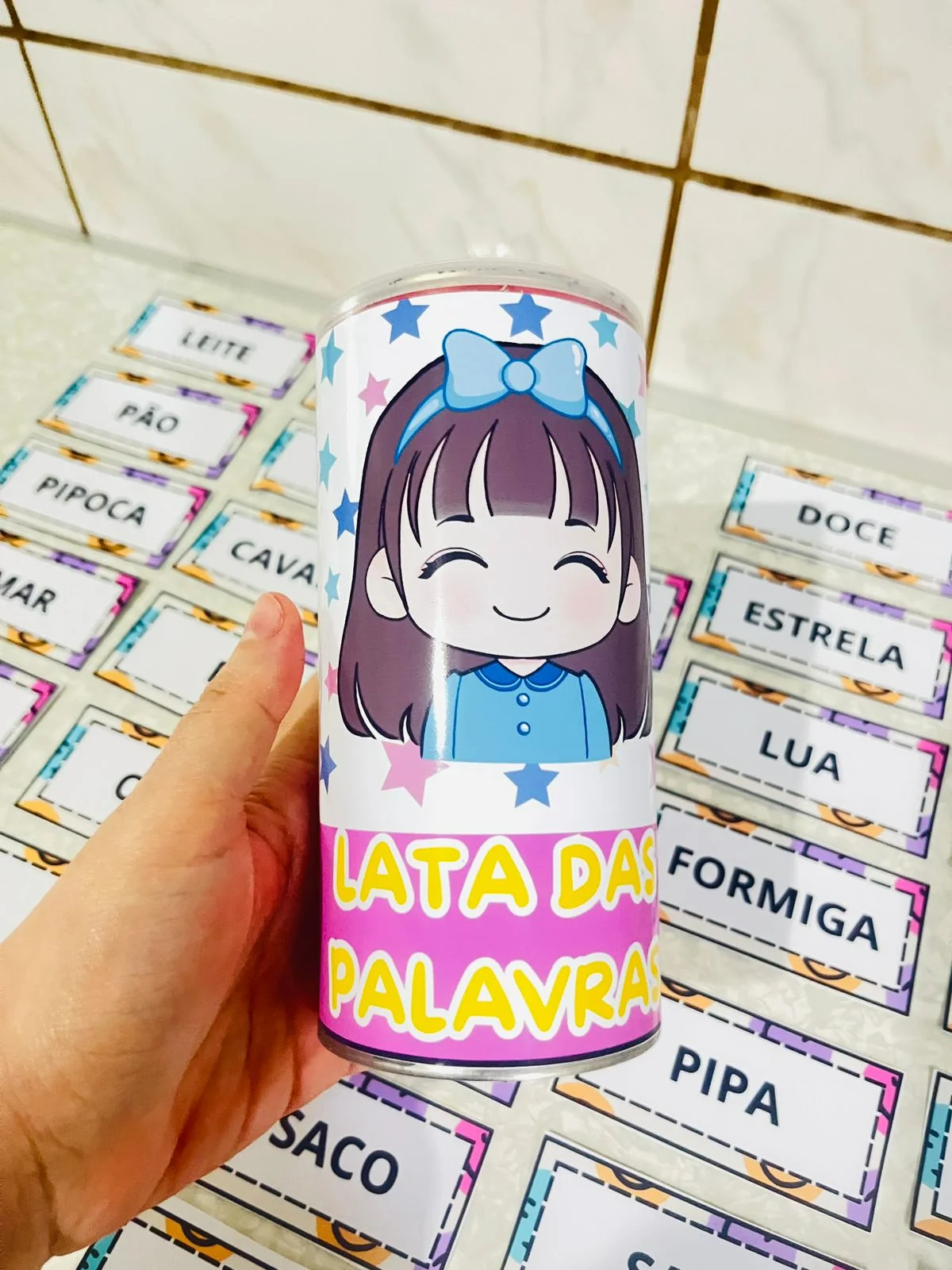 Capa de Lata das palavras – PDF para Imprimir | Alfabetização