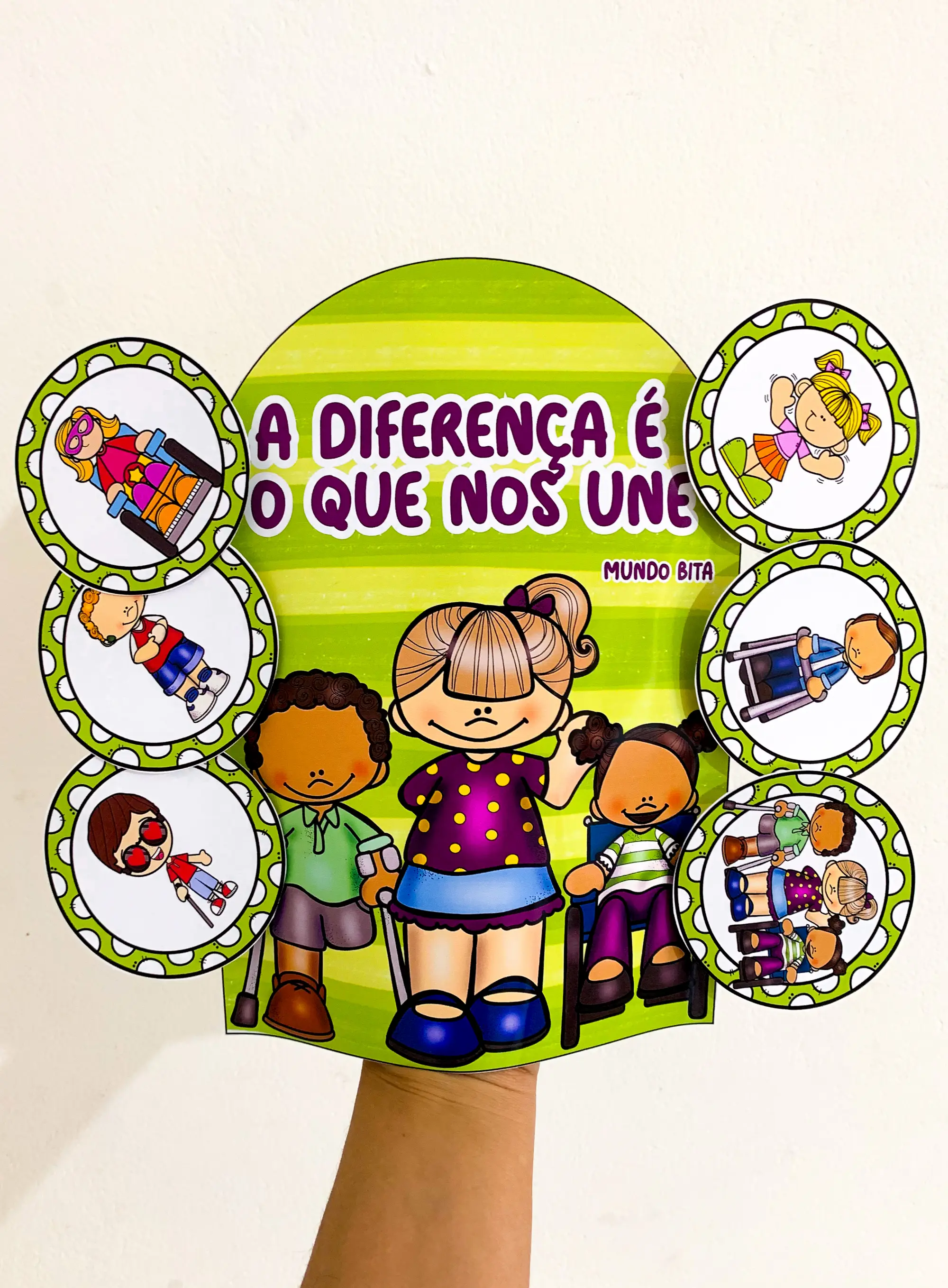 Imagem da galeria 3 de Luva musical “A diferença é o que nos une”