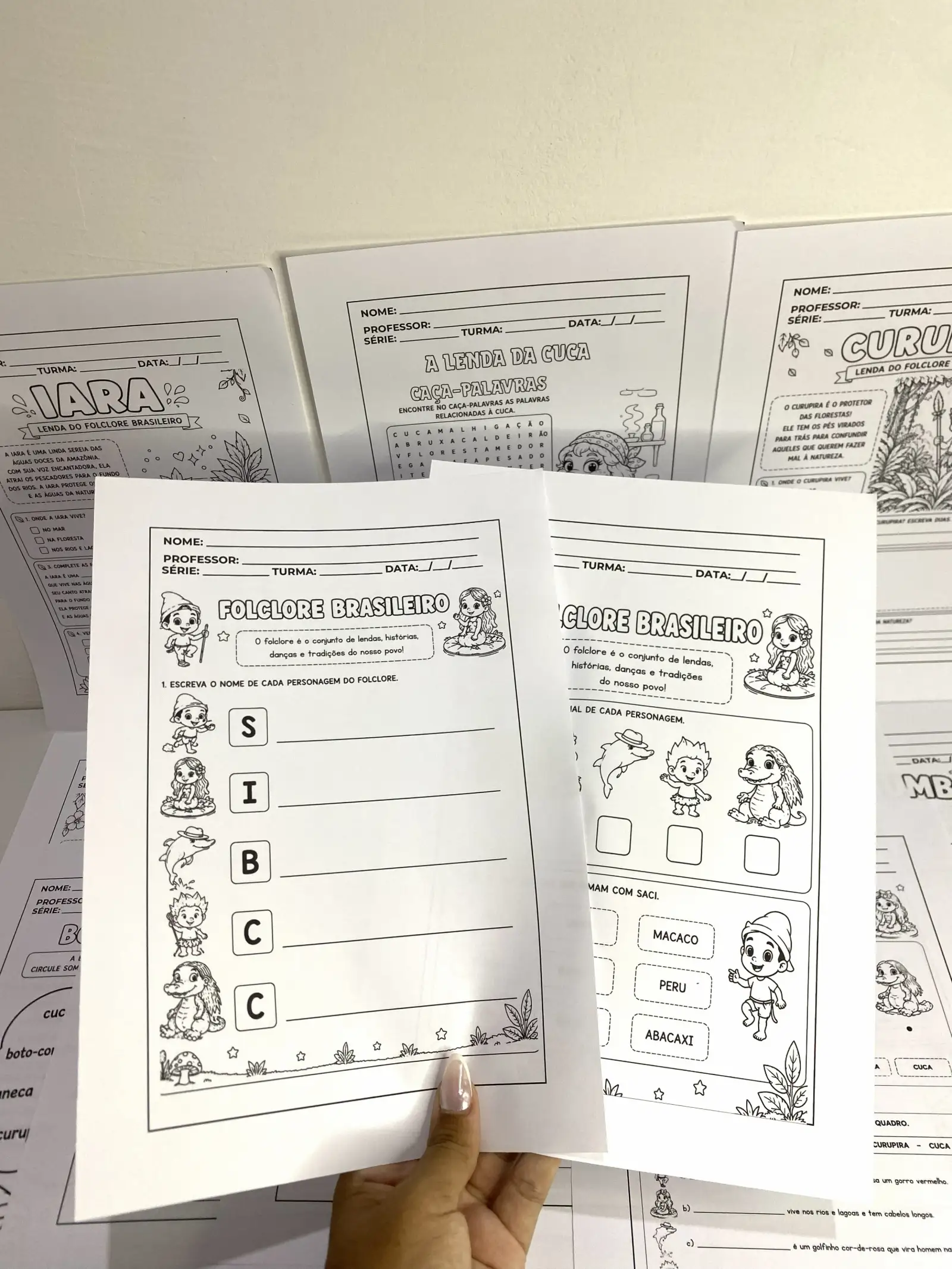 Capa de Kit de Atividades — Folclore Brasileiro | 1º e 2º Ano