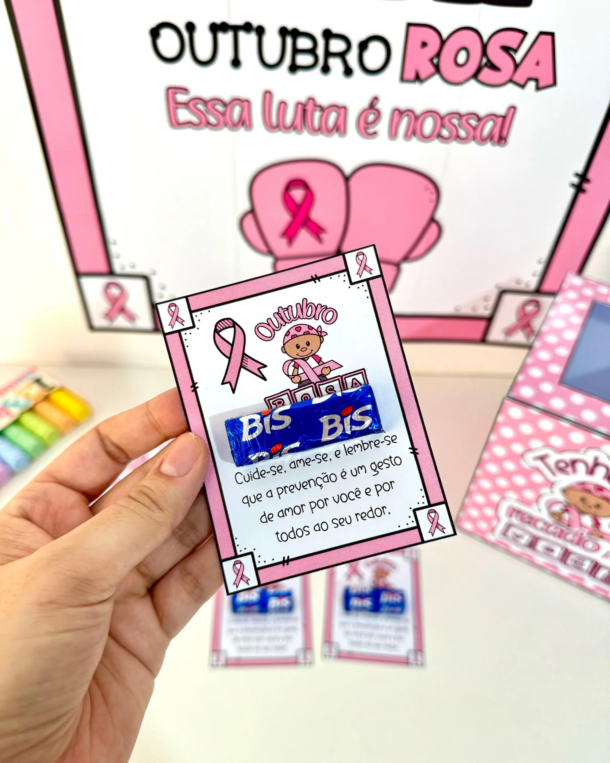 Imagem da galeria 2 de Kit Outubro Rosa para Educação Infantil e Ensino Fundamental – Caixa, Cartaz e Lembrancinha