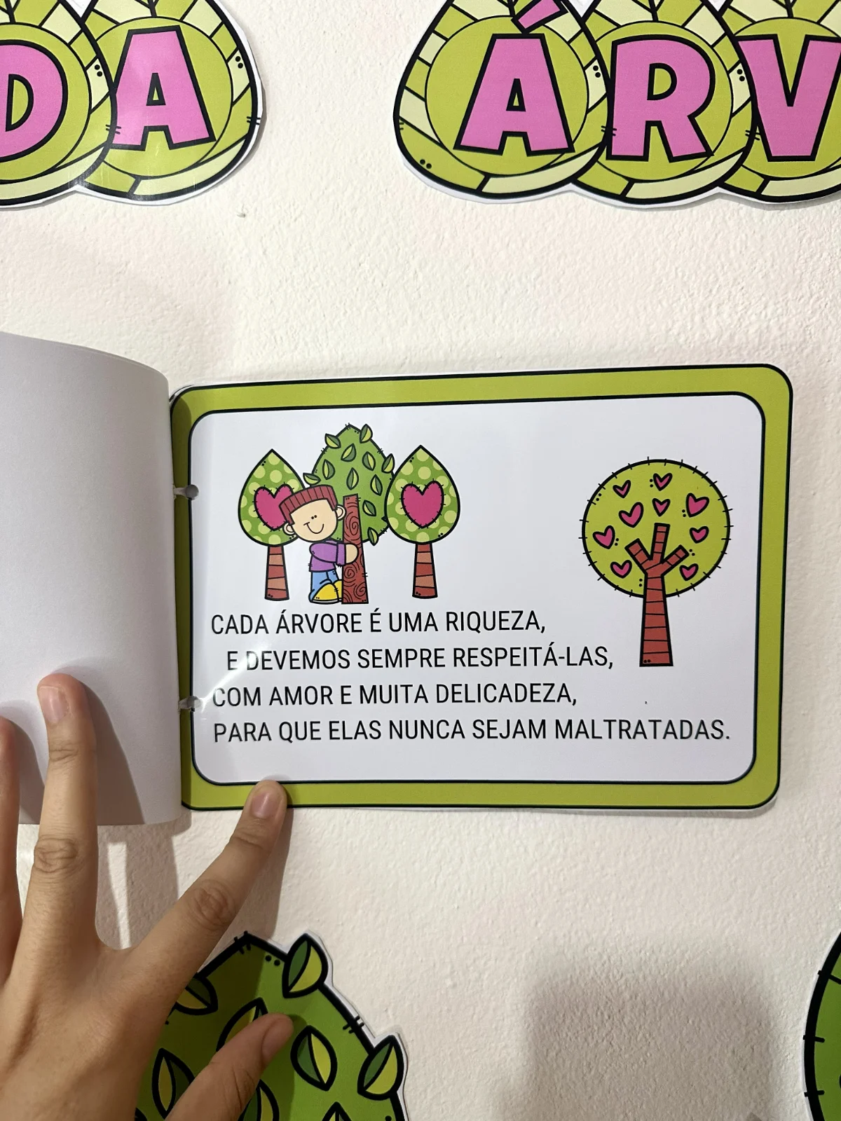 Imagem da galeria 1 de Painel Dia da Árvore – PDF para Imprimir