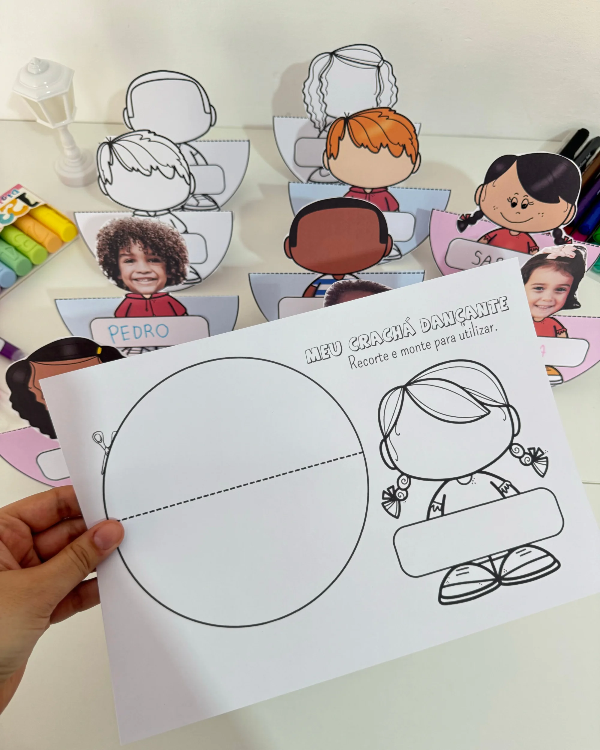 Imagem da galeria 1 de Crachá de Mesa Dançante para Educação Infantil