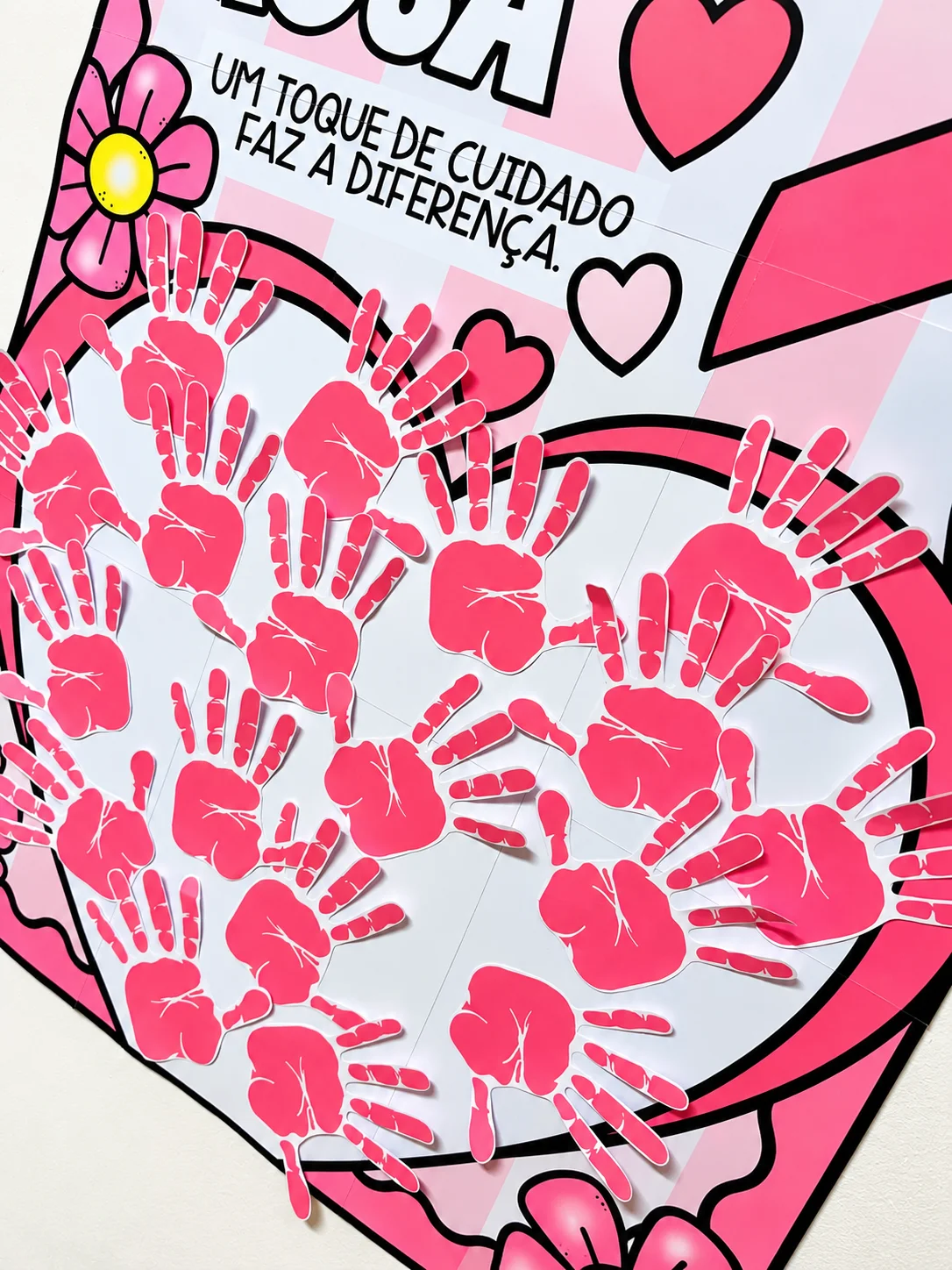 Imagem da galeria 2 de Cartaz Colaborativo Outubro Rosa para Escola
