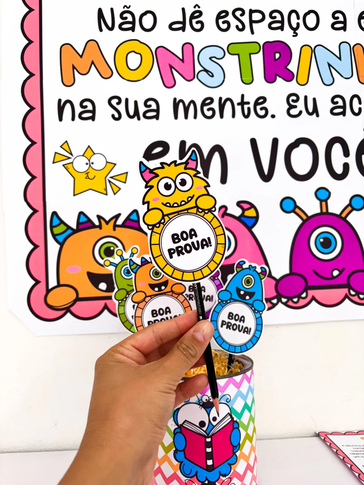 Imagem da galeria 1 de Painel Semana de Provas - Monstrinhos – PDF para Imprimir