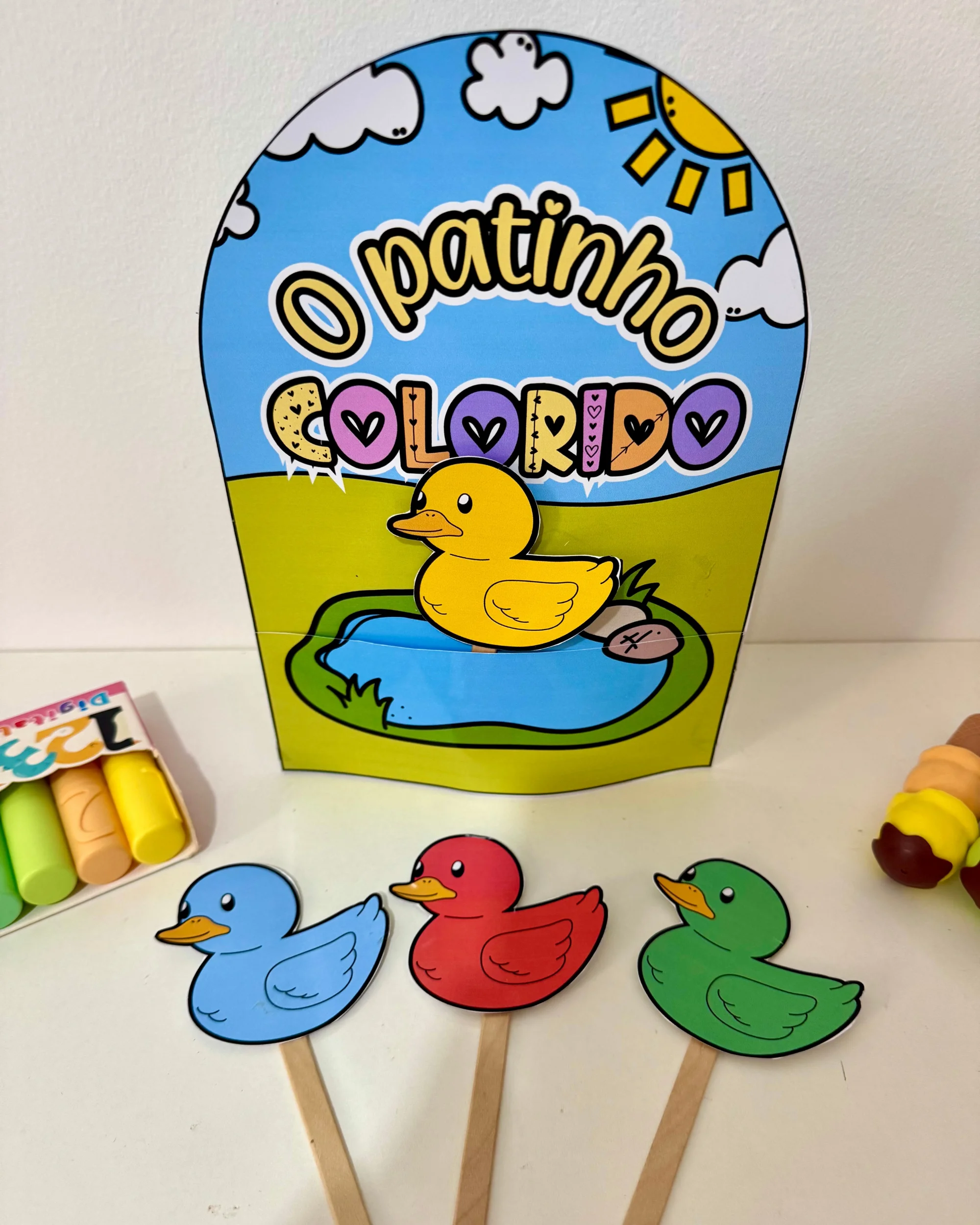 Imagem da galeria 1 de Luva Musical O Patinho Colorido | Educação Infantil
