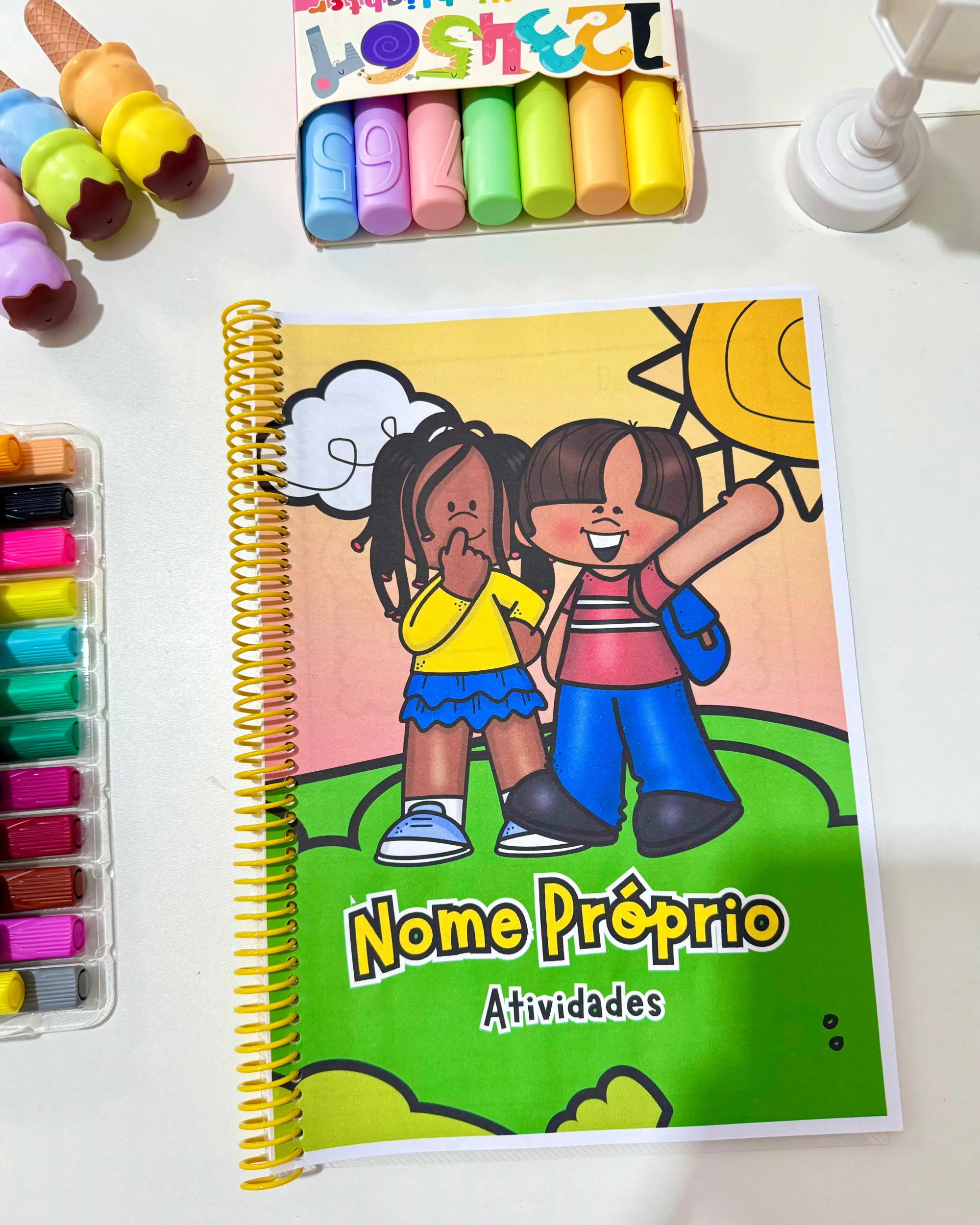 Capa de Apostila atividades nome próprio — educação infantil