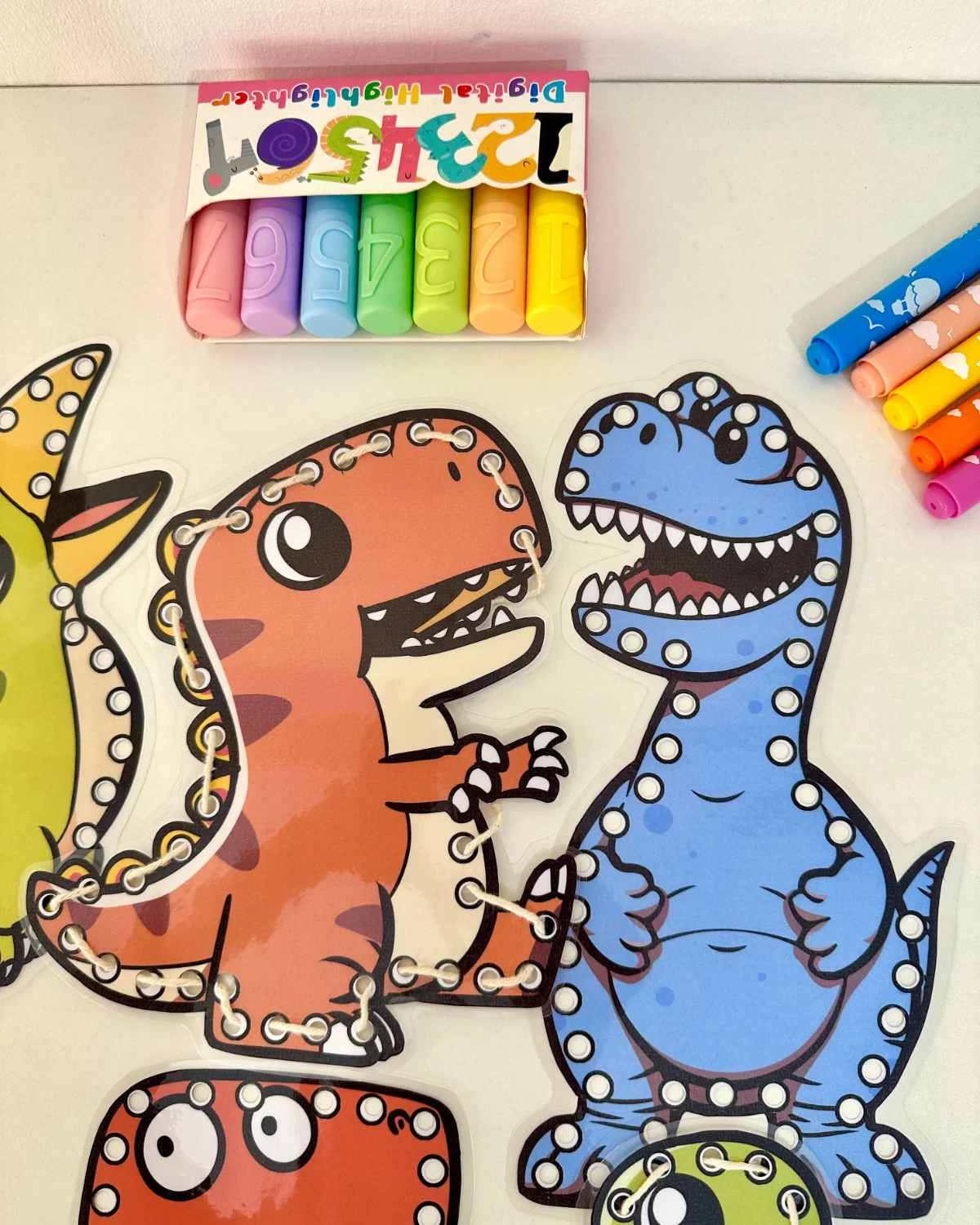 Imagem da galeria 1 de Arquivo Alinhavos Dinossauro – PDF para Imprimir