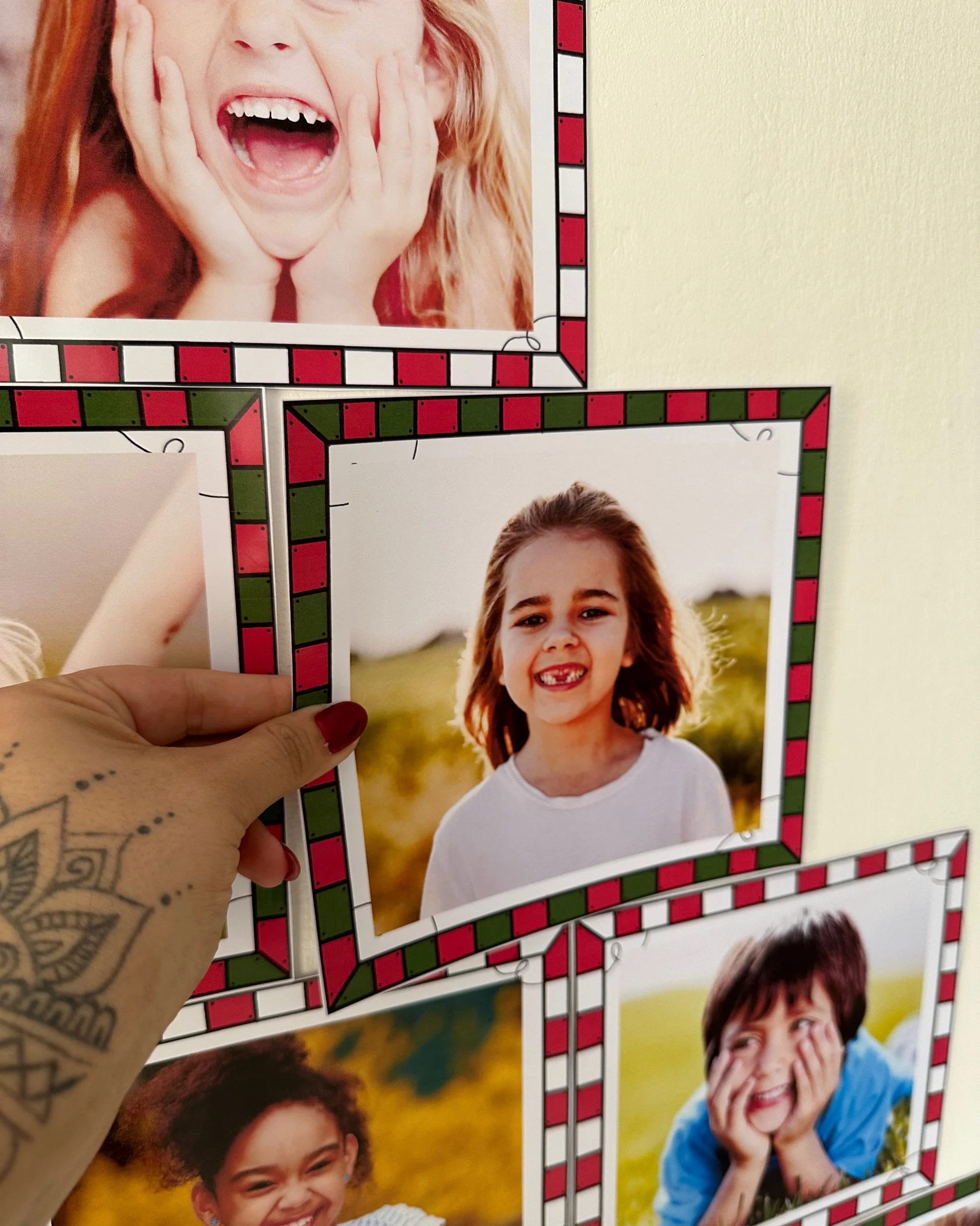 Imagem da galeria 2 de Mural Árvore de Natal para Imprimir – Decoração Escolar Colaborativa
