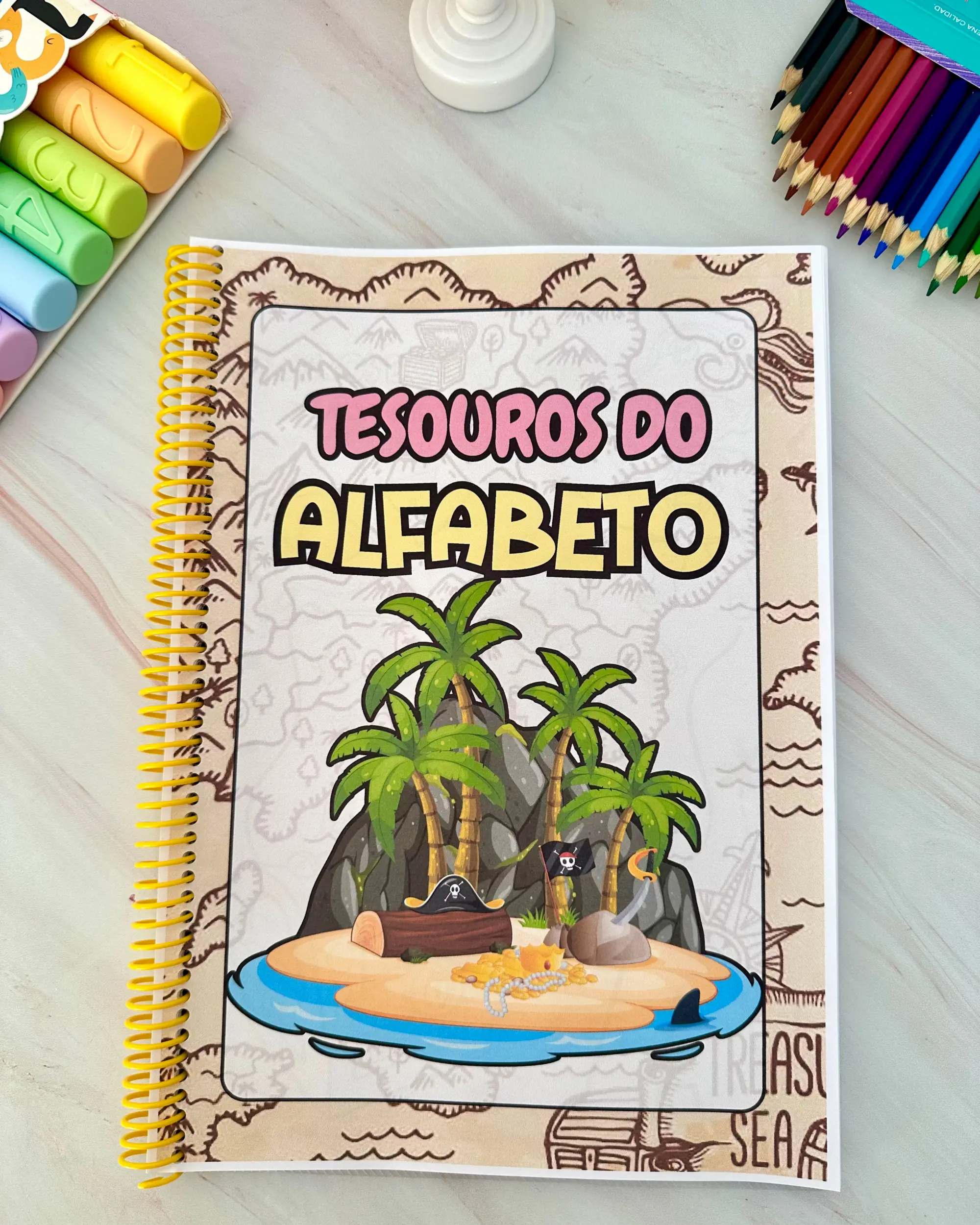 Capa de Apostila Tesouros do Alfabeto – Atividades com Letras para Educação