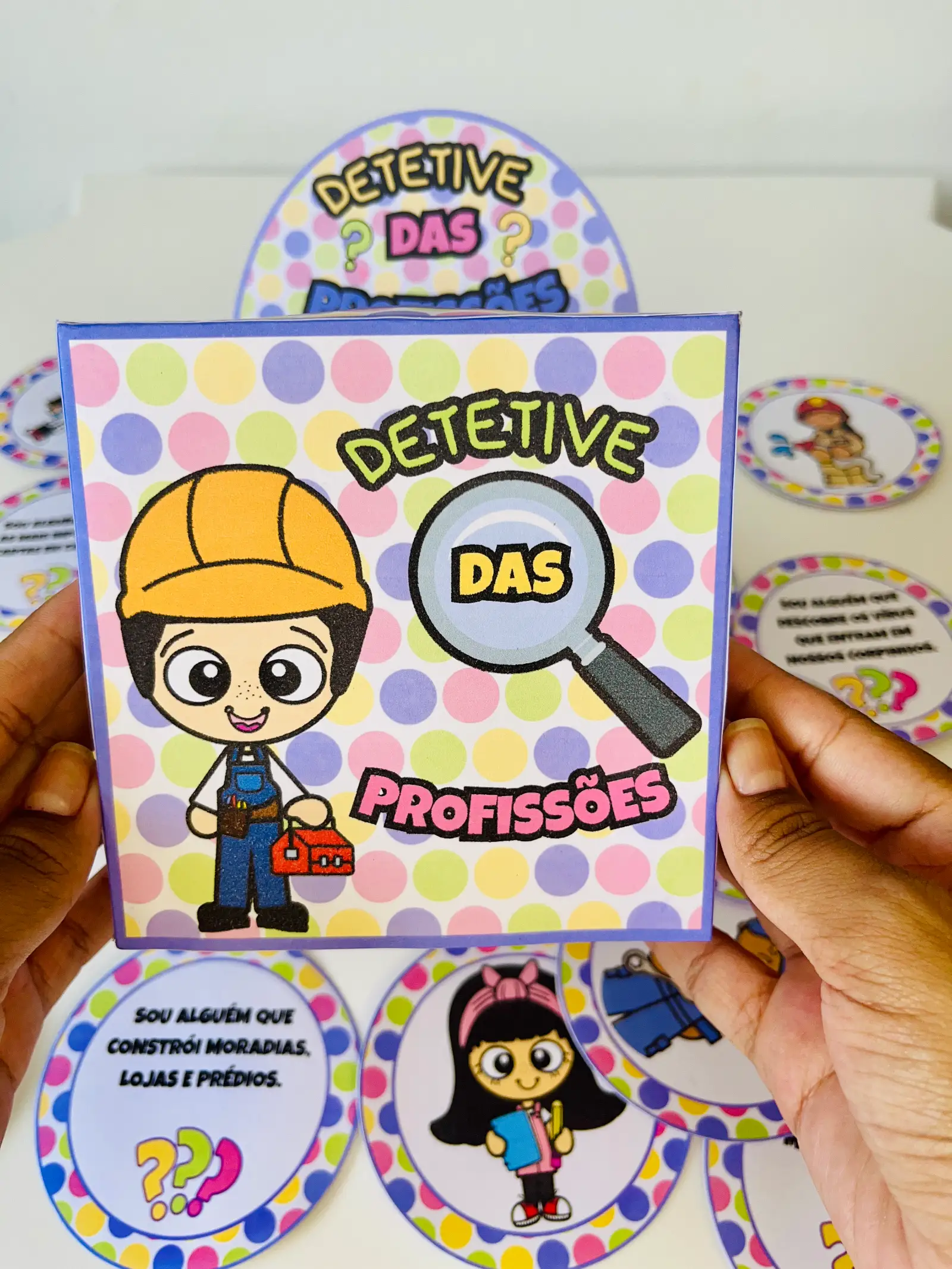 Imagem da galeria 1 de Detetive das profissões – Material Pedagógico