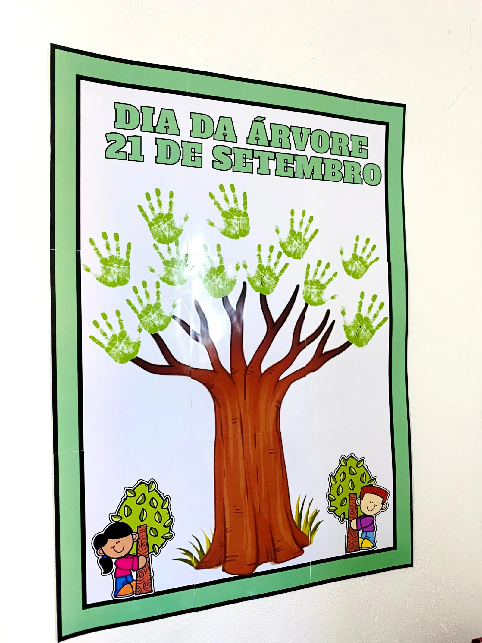 Imagem da galeria 2 de Dia da Árvore: Painel Interativo! – Material Pedagógico