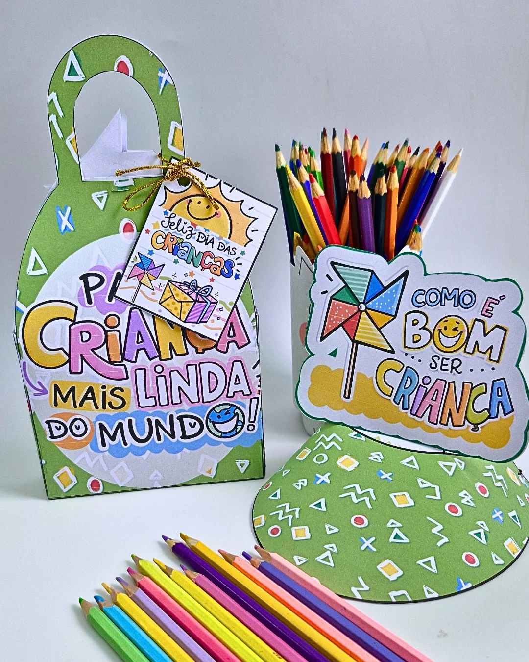 Imagem da galeria 2 de Caixinha e Viseira Para a Criança Mais Linda – Lembrancinha Dia das
