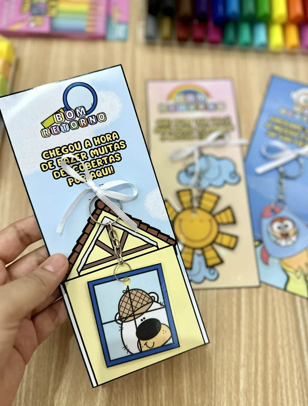Imagem da galeria 3 de Kit Chaveiros – Lembrancinha de Volta às Aulas