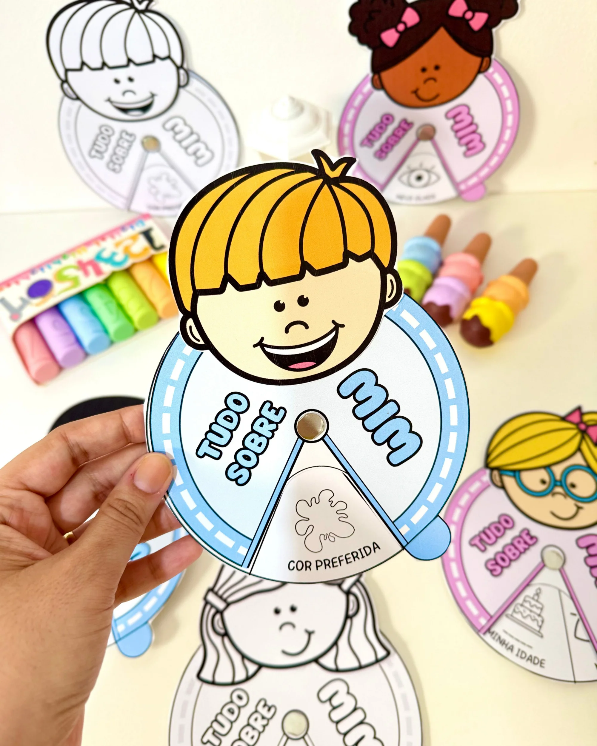 Imagem da galeria 3 de Roleta Tudo Sobre Mim para Educação Infantil e Anos Iniciais
