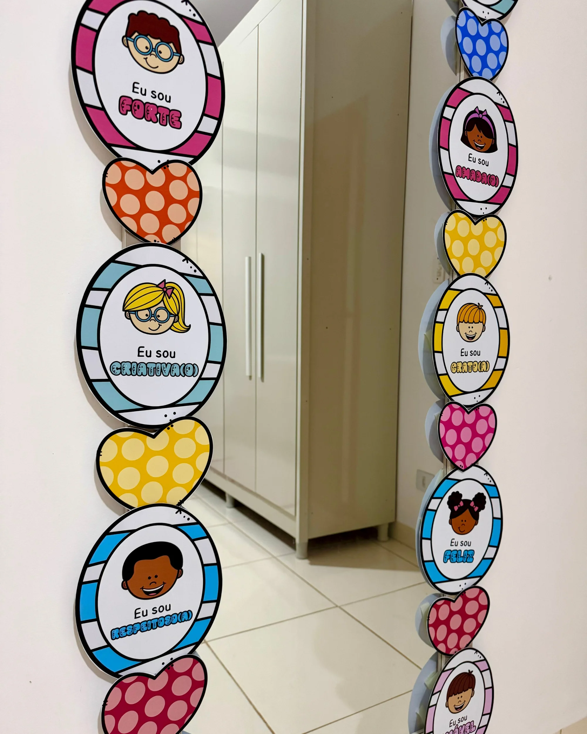 Imagem da galeria 2 de Espelho das Afirmações para Educação Infantil e Anos Iniciais