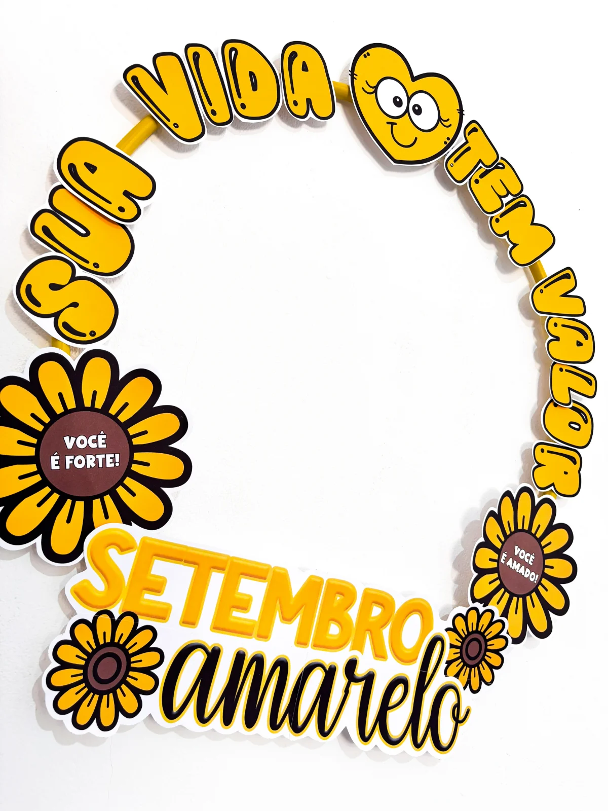 Imagem da galeria 2 de Bambolê para Fotos - Setembro Amarelo – Material Pedagógico