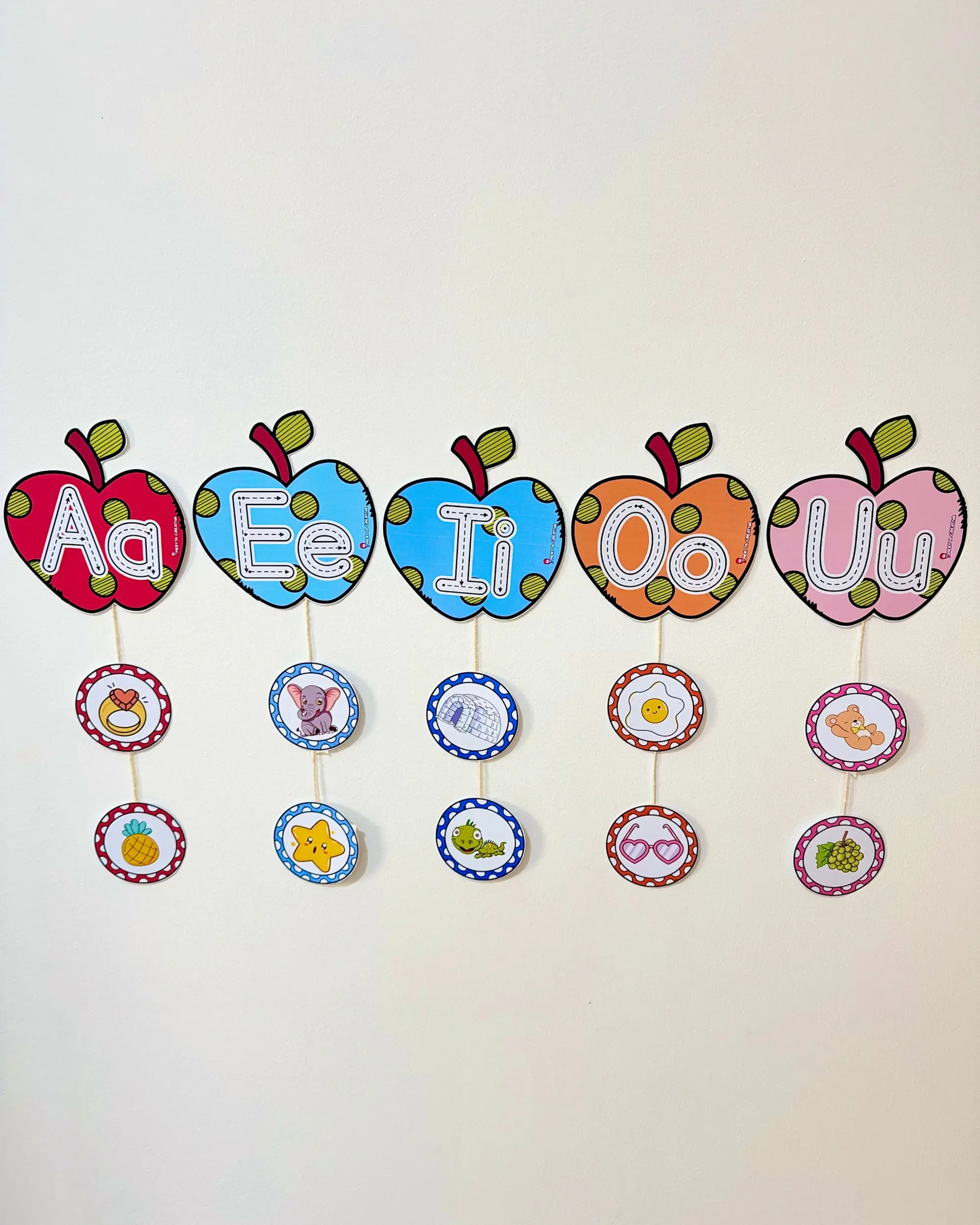Imagem da galeria 3 de Maçã das Vogais para Educação Infantil e Anos Iniciais