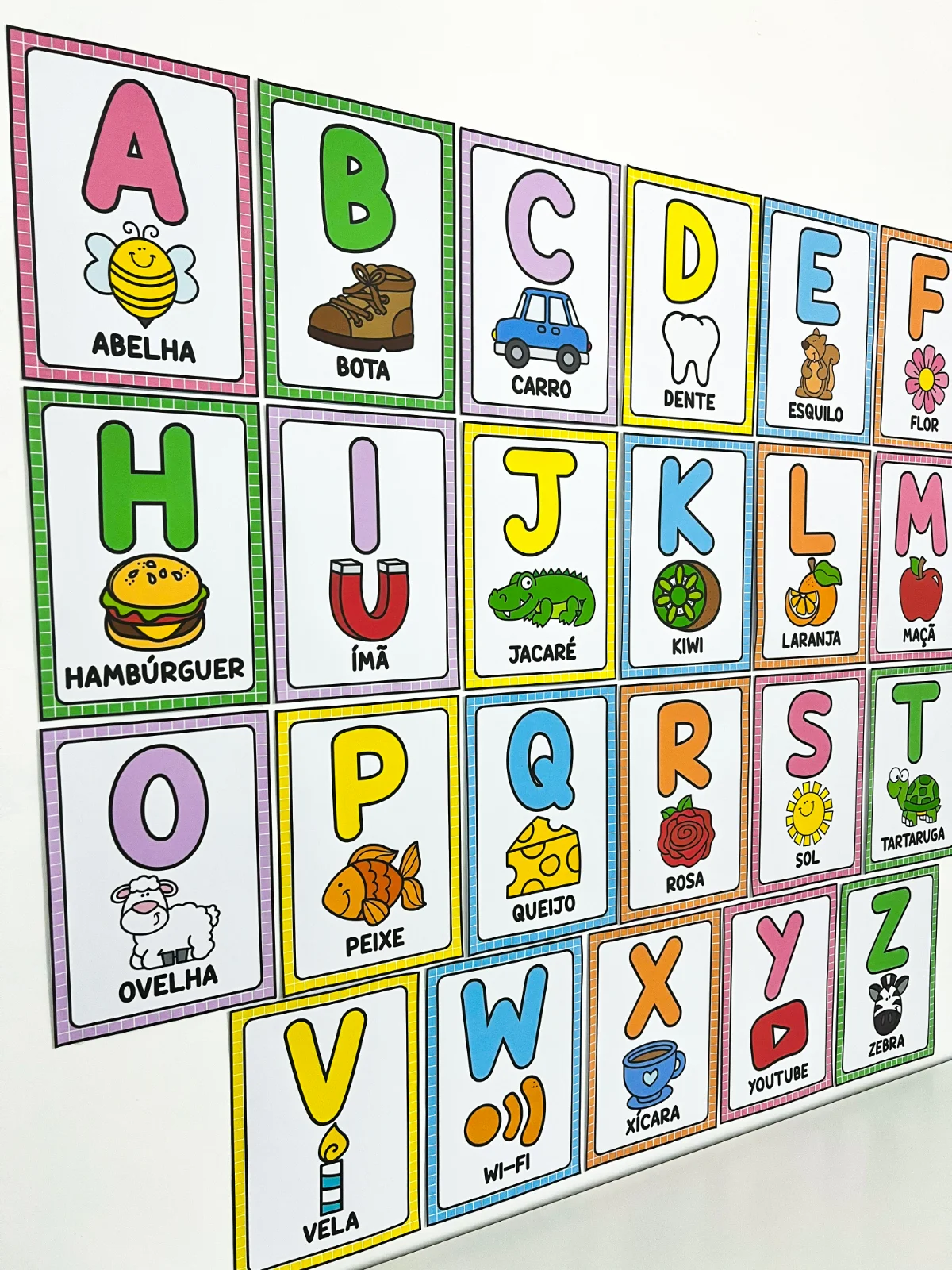 Imagem da galeria 2 de Alfabeto de Parede Ilustrado | Educação Infantil