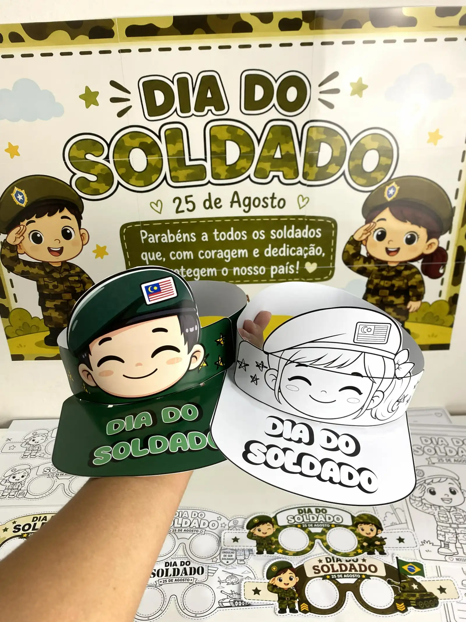 Imagem da galeria 2 de Kit Dia do Soldado – Material Pedagógico