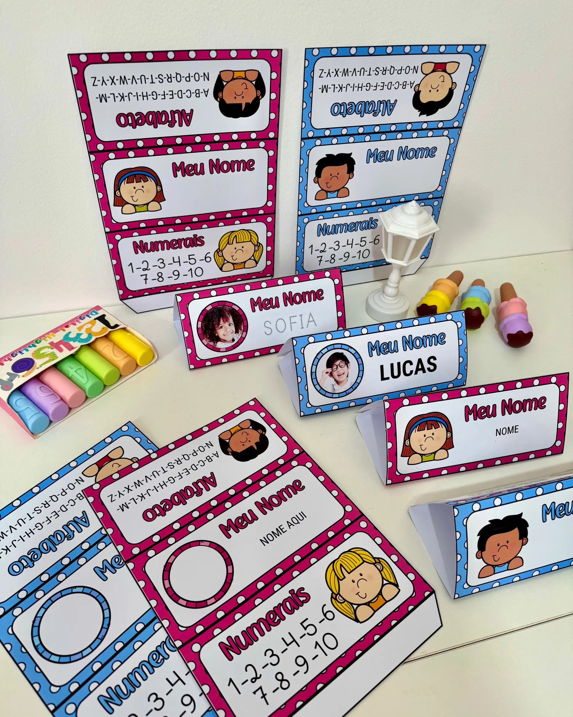 Imagem da galeria 1 de Crachá de Mesa Editável para Educação Infantil e Ensino Fundamental