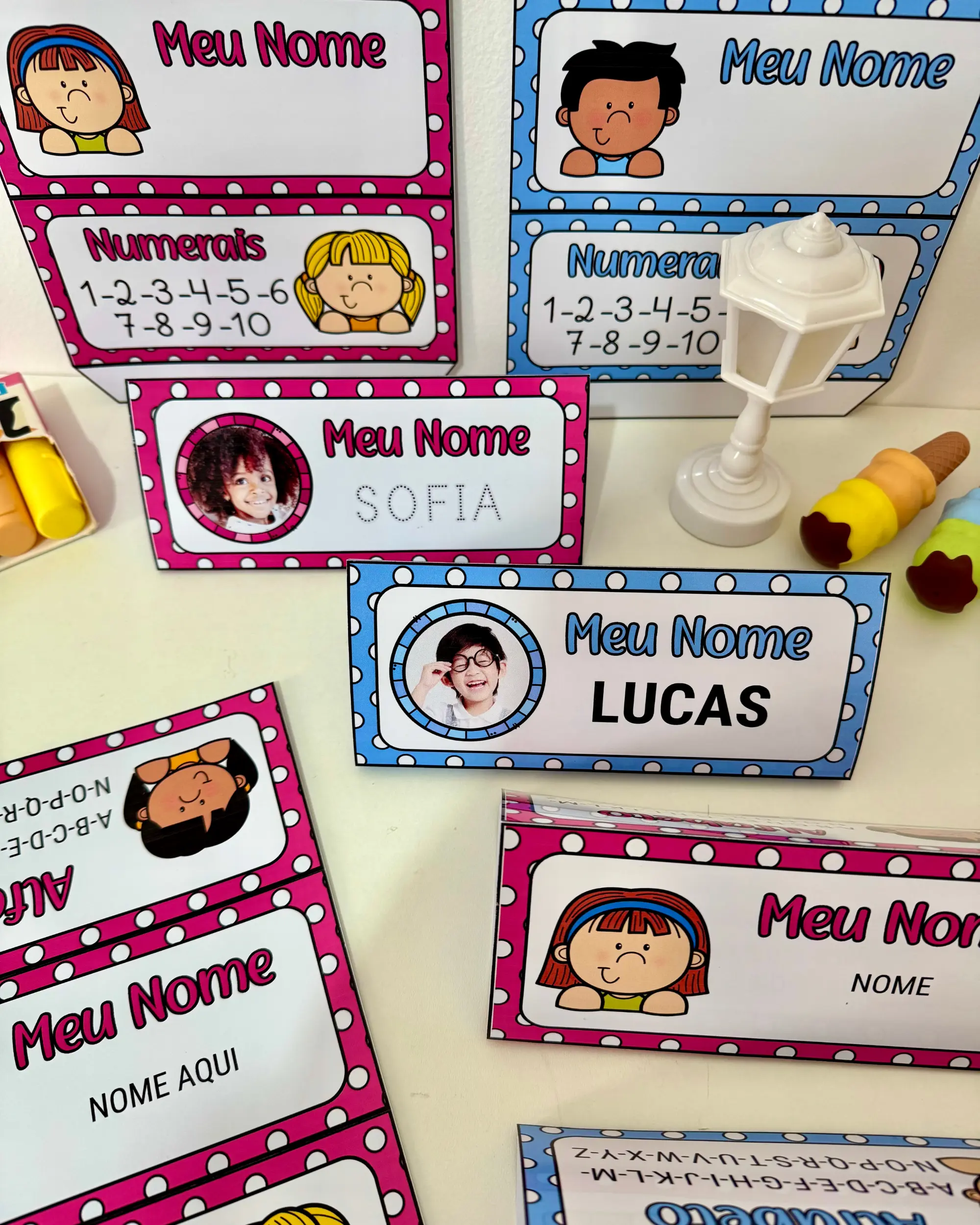 Imagem da galeria 3 de Crachá de Mesa Editável para Educação Infantil e Ensino Fundamental