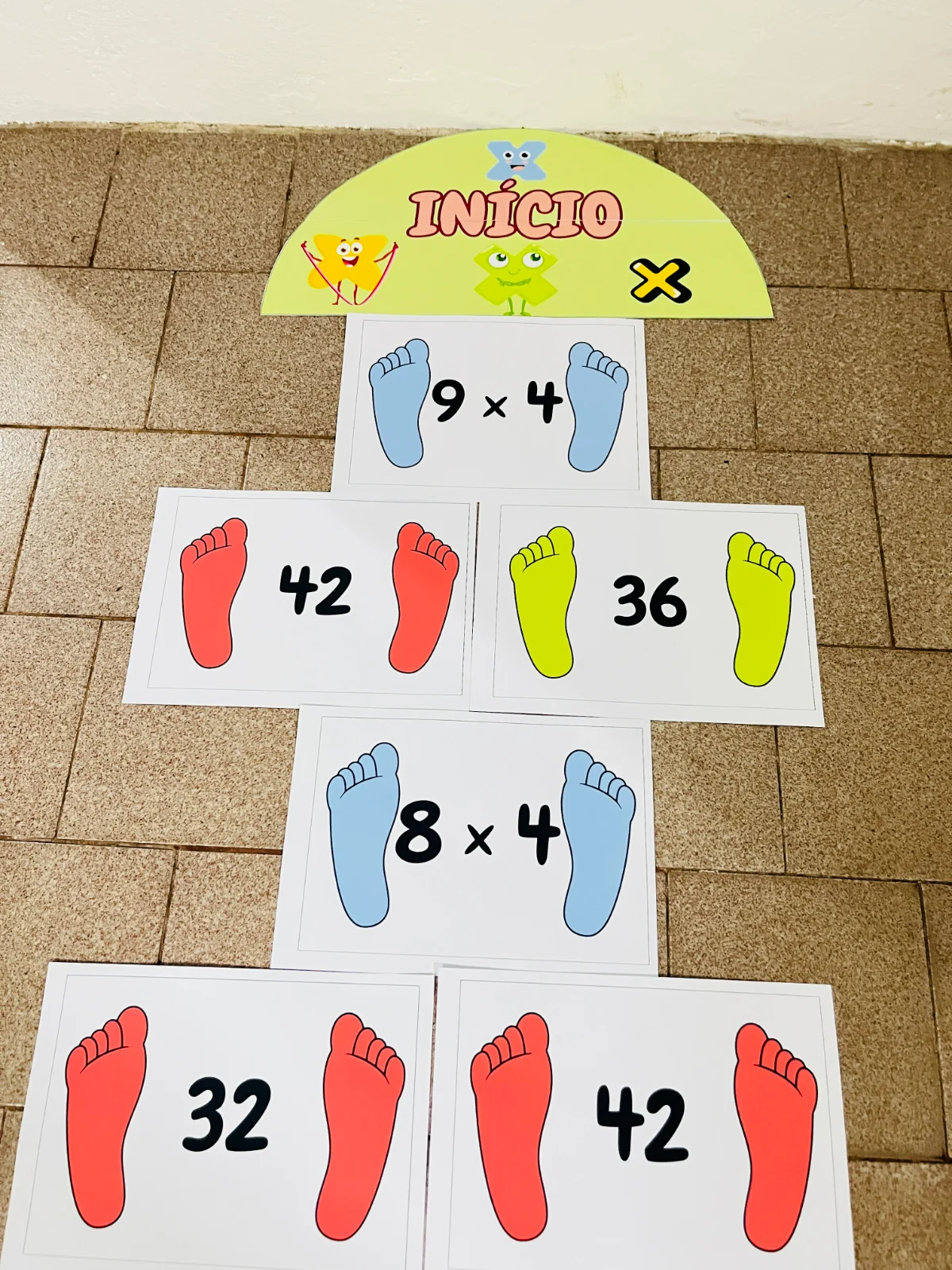 Imagem da galeria 1 de Amarelinha da Multiplicação – Material Pedagógico