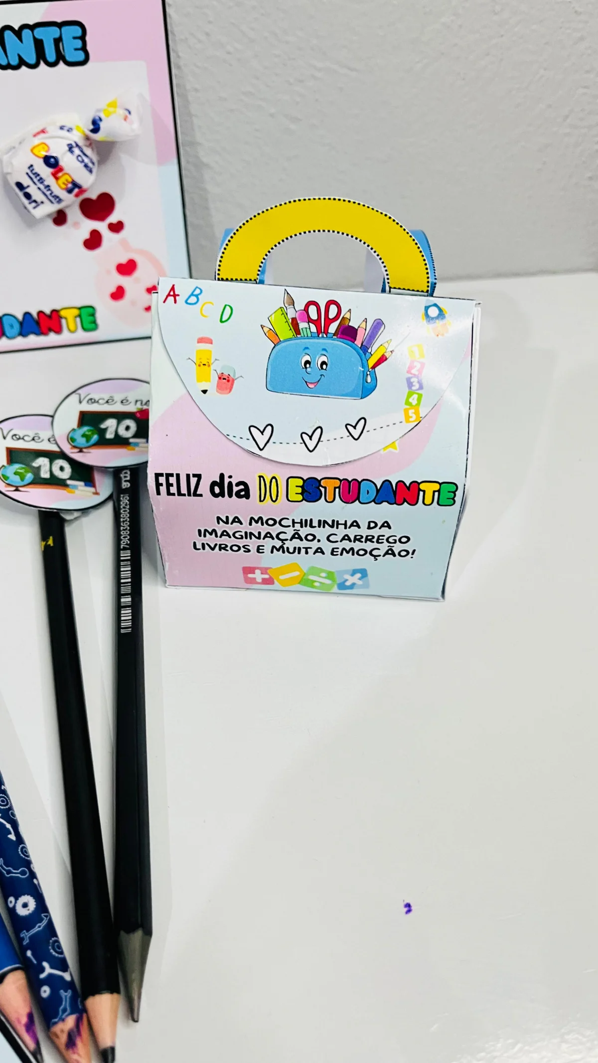 Imagem da galeria 3 de Kit Lembrancinha Dia do Estudante para Revenda