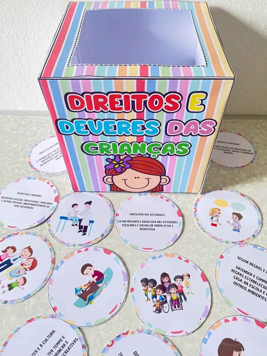 Capa de DIREITOS E DEVERES DAS CRIANÇAS