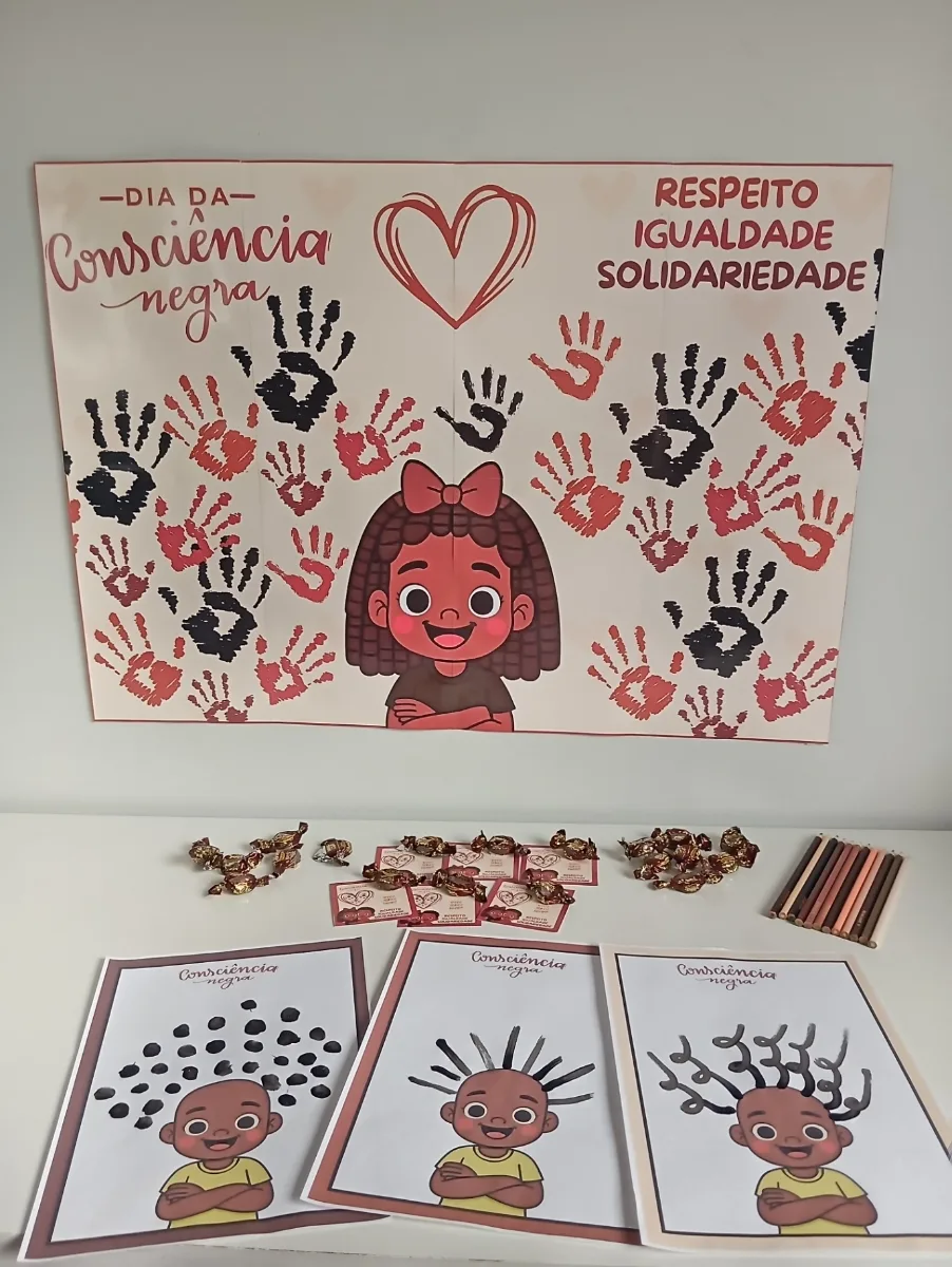 Imagem da galeria 3 de PAINÉIS CONSCIÊNCIA NEGRA + CARTÃOZINHO + ATIVIDADE INTERATIVA